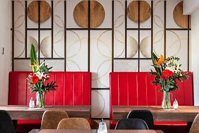 Fragrance Hotel St. Peter