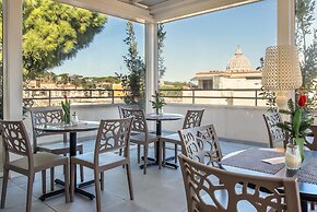 Fragrance Hotel St. Peter