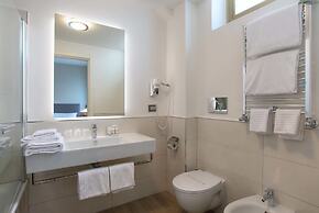 Fragrance Hotel St. Peter