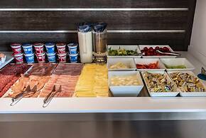 Fragrance Hotel St. Peter