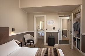 Fragrance Hotel St. Peter