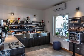 Fragrance Hotel St. Peter