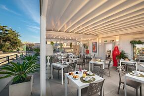 Fragrance Hotel St. Peter