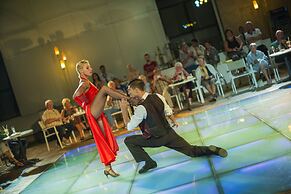 Tui Blue Side- All Inclusive