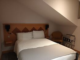 The Corn Mill Lodge Hotel