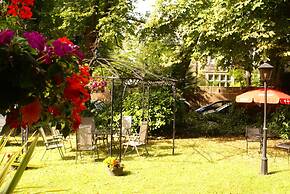 Haley's Hotel & Restaurant