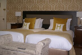 Haley's Hotel & Restaurant