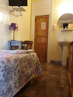 Hostal Dolcevita