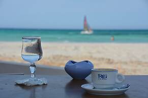 Royal Garden Palace (Families and Couples)