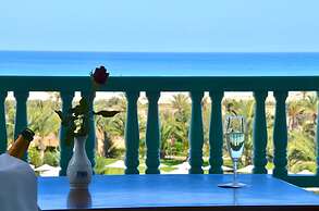 Royal Garden Palace (Families and Couples)