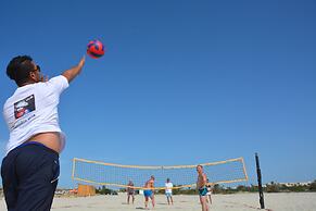 Royal Garden Palace (Families and Couples)