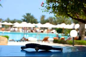 Royal Garden Palace (Families and Couples)