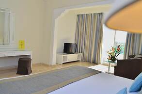 Royal Garden Palace (Families and Couples)