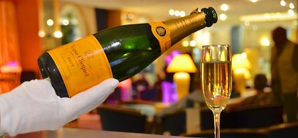 Royal Garden Palace (Families and Couples)