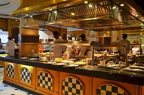 Royal Garden Palace (Families and Couples)