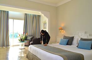 Royal Garden Palace (Families and Couples)