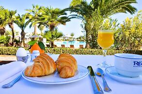 Royal Garden Palace (Families and Couples)