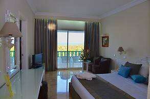 Royal Garden Palace (Families and Couples)