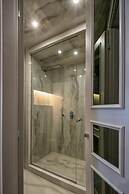 Terrace Pantheon Relais