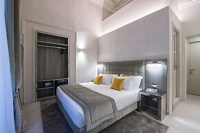 Terrace Pantheon Relais