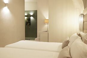 Terrace Pantheon Relais