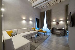 Terrace Pantheon Relais