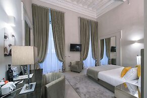 Terrace Pantheon Relais