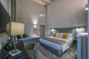 Terrace Pantheon Relais