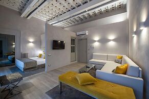 Terrace Pantheon Relais