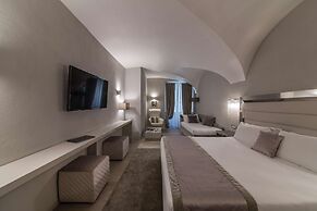 Terrace Pantheon Relais