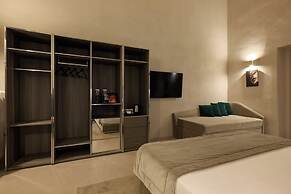 Terrace Pantheon Relais