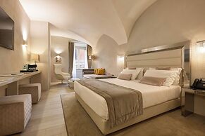 Terrace Pantheon Relais