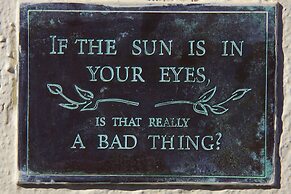 Petit Palace Hotel Tres