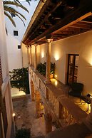 Petit Palace Hotel Tres