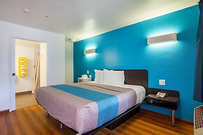 Motel 6 Ventura, CA - Downtown