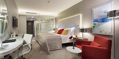 The Sense De Luxe Hotel – All Inclusive