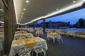 The Sense De Luxe Hotel – All Inclusive