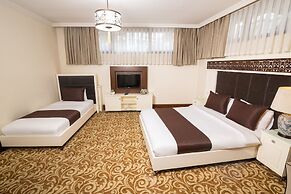 K Suites Hotel