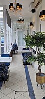 The Royal Hotel