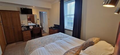 The Royal Hotel