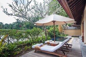 Komaneka at Monkey Forest