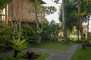 Komaneka at Monkey Forest