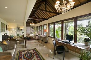 Komaneka at Monkey Forest