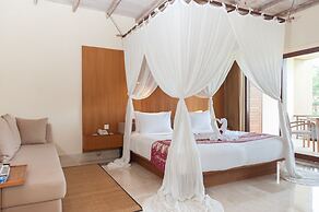 Komaneka at Monkey Forest