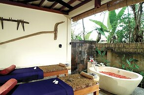 Komaneka at Monkey Forest