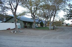 Olancha RV Park & Motel