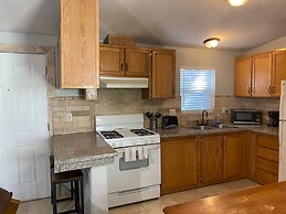Olancha RV Park & Motel