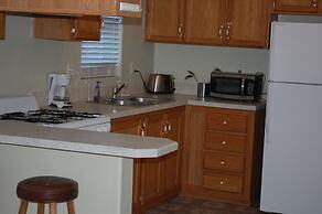 Olancha RV Park & Motel