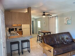 Olancha RV Park & Motel
