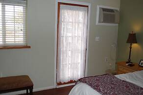 Olancha RV Park & Motel